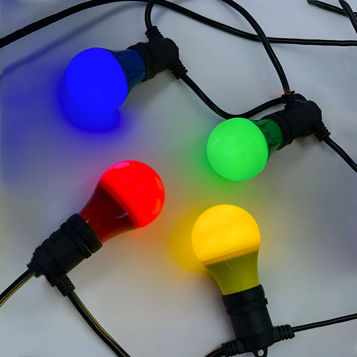 Coloured LED bulb E27 shaped like a golf ball, 4W energy-efficient with 360° light for party decor lighting