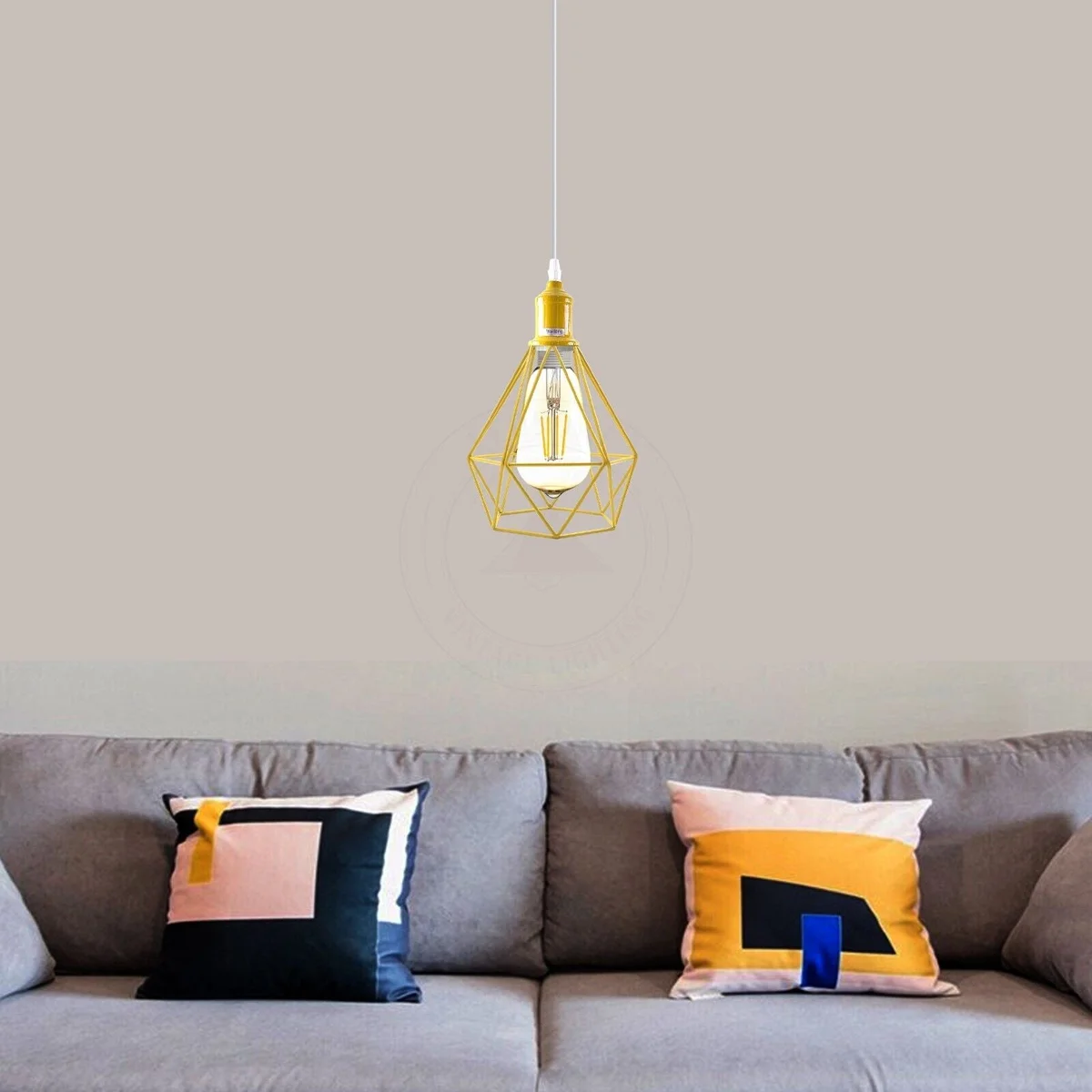 Vintage style industrial cage pendant lamp with metal cage and black ceiling hanging pendant light fixture