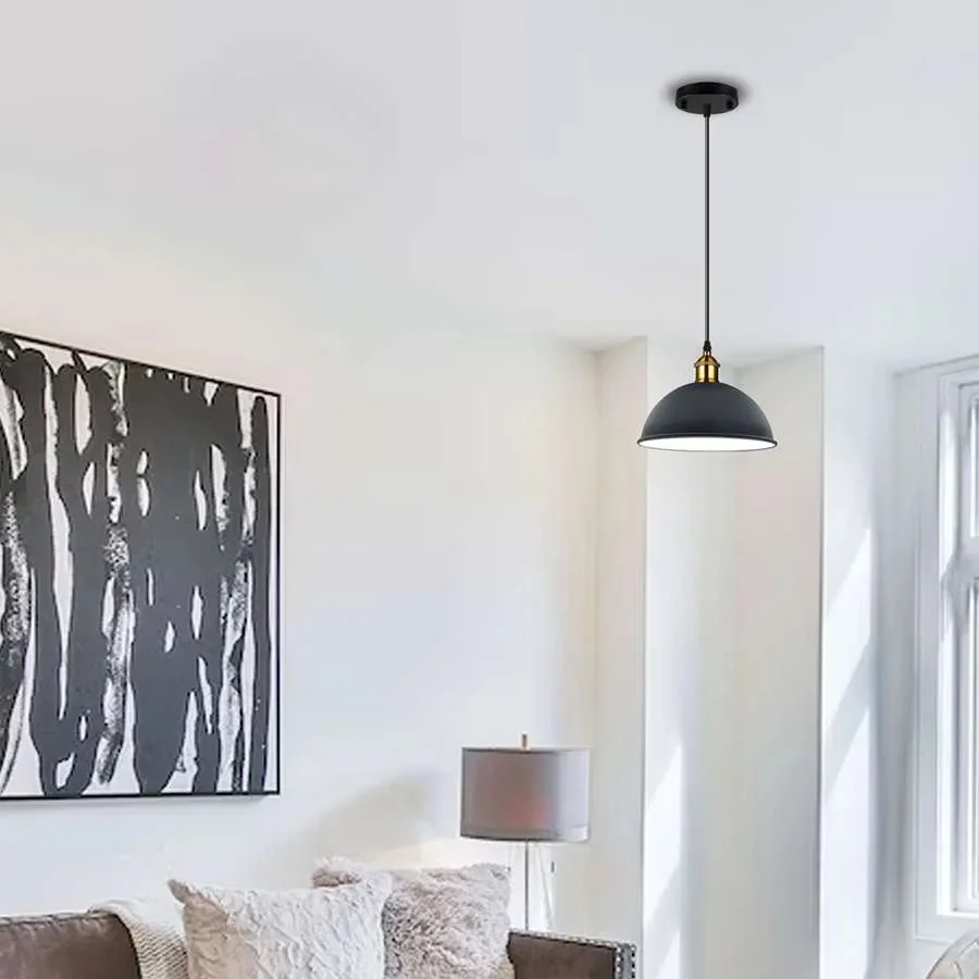 Vintage pendant light with metal shade, adjustable 95cm cable, suitable for indoor ceiling mounting