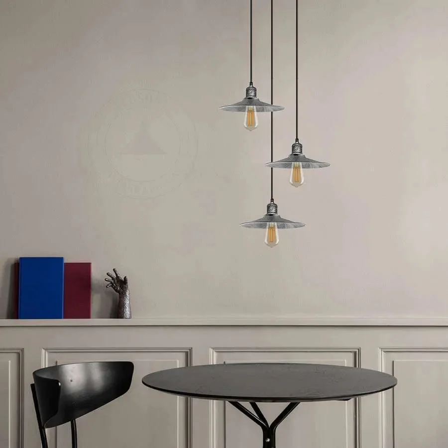 3-panel metal pendant light hanging from ceiling, metal shades, E27 sockets, dimmable, industrial retro style