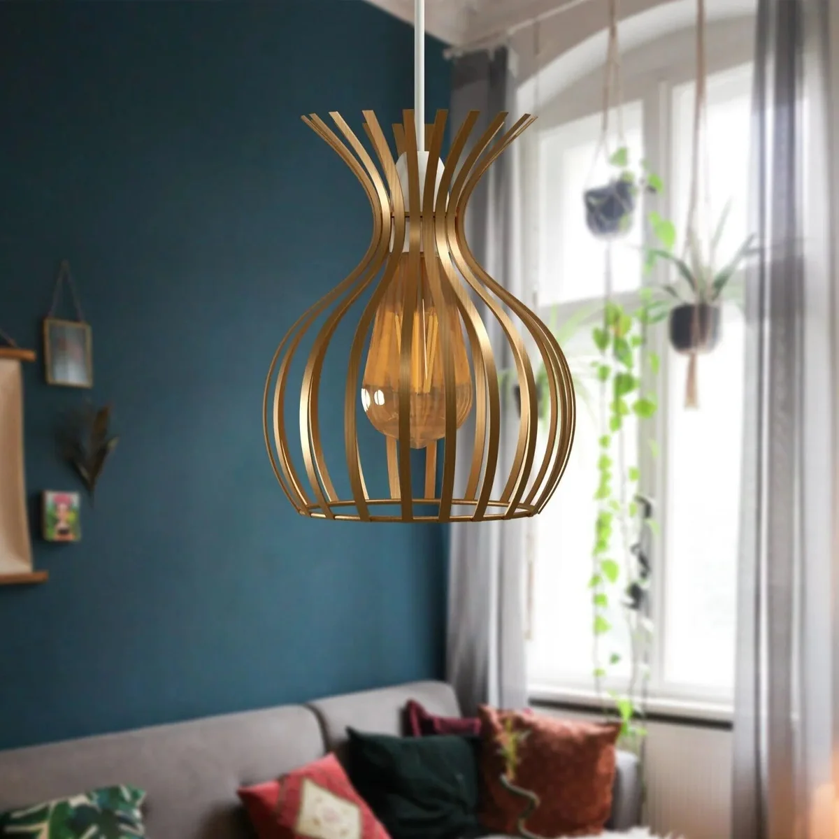 Modern copper wire cage lampshade with metal vase shape, painted finish, suitable for indoor pendant or table lamps