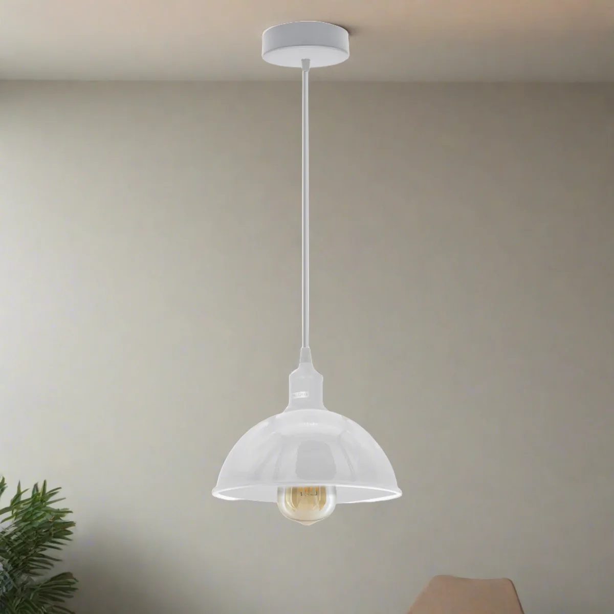 Modern white metal pendant light with adjustable 95cm cable, E27 base, suitable for sloped ceilings and dimmable bulbs