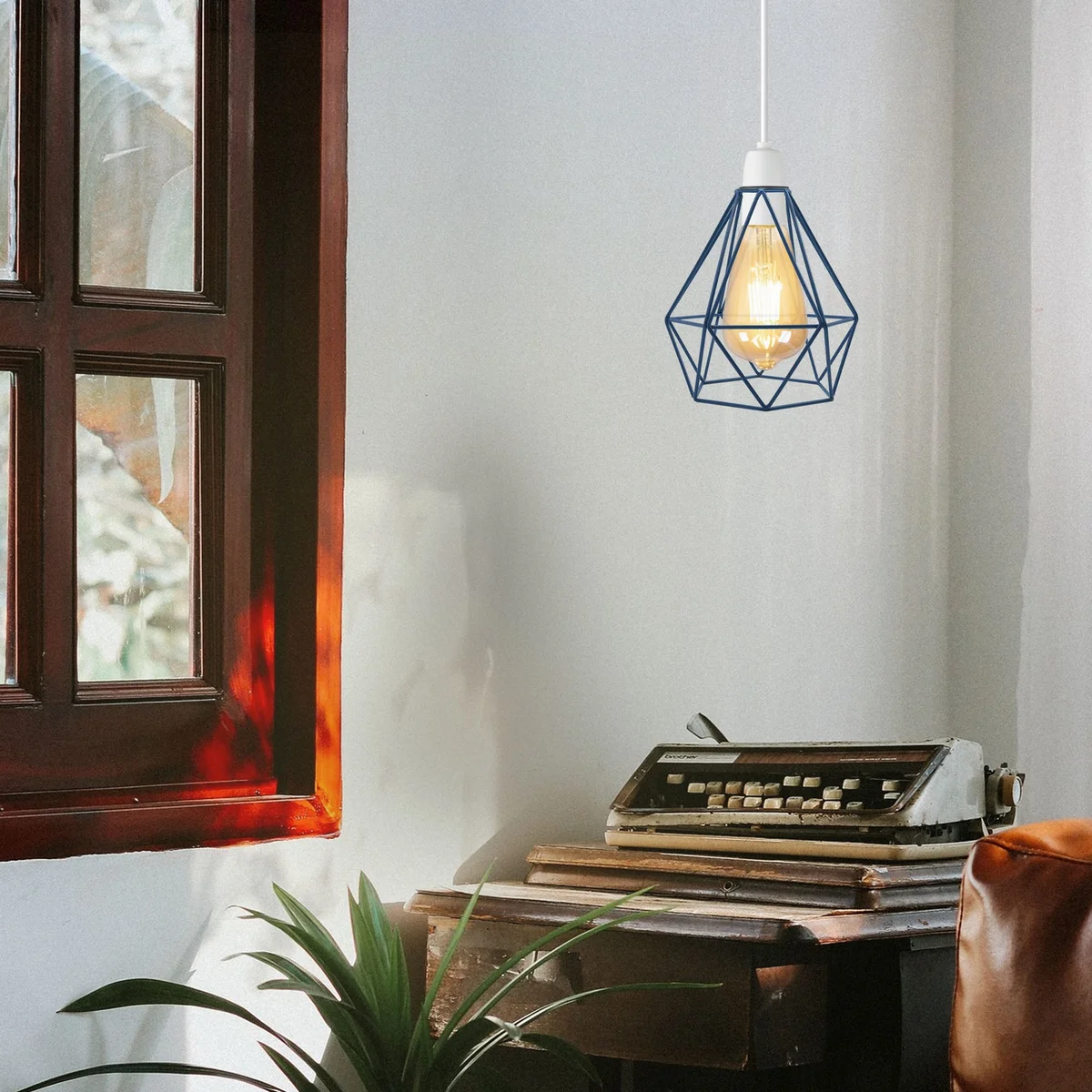 Blue industrial diamond metal wire E27 pendant lampshade with easy fit design and rust-resistant painted finish
