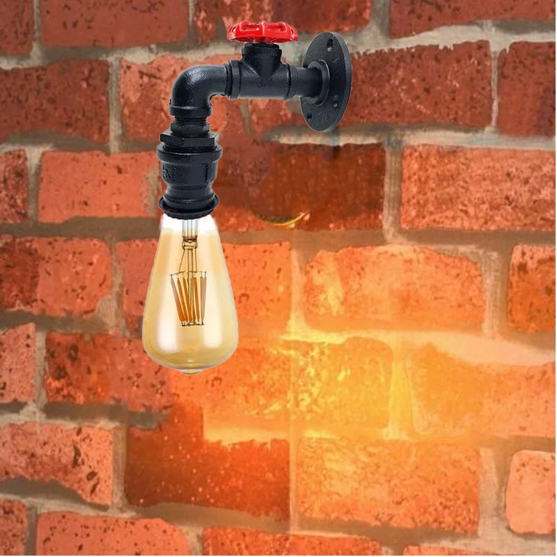 Rustic indoor lighting vintage steampunk water pipe wall sconce with E27 bulb holder in metal industrial style
