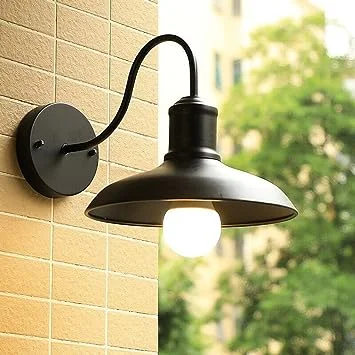 Black metal wall lamp with iron finish, E27 screw, metal shade, wall‑mounted industrial style