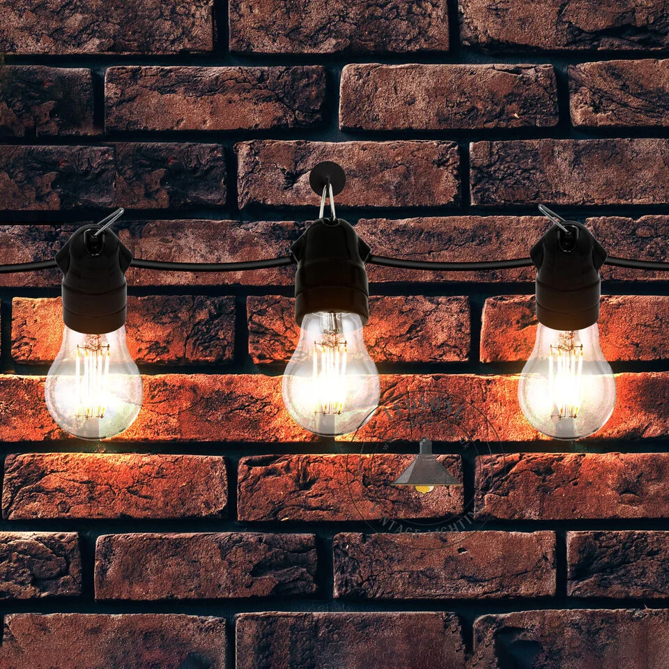 Metal vintage lamp holder with E27 screw base, highlighting a restoration lamp holder, includes mounting hardware.