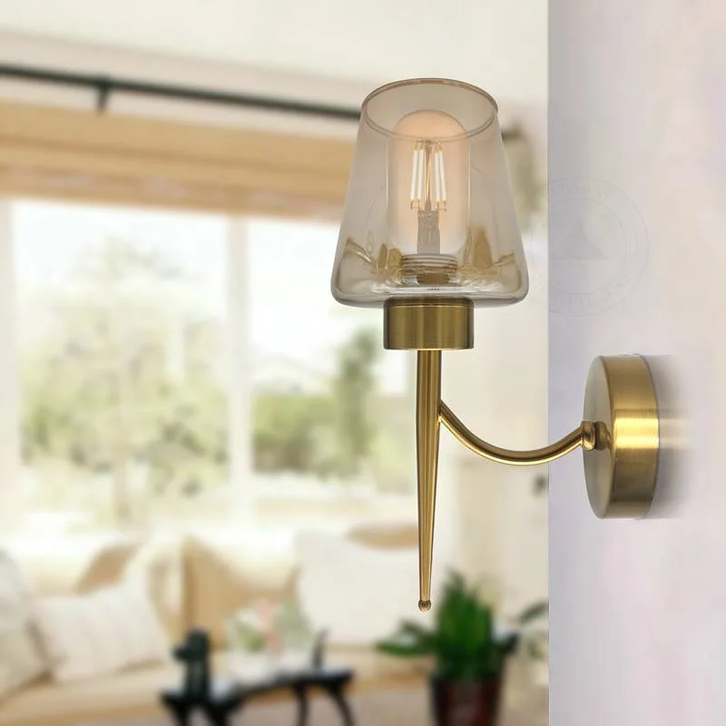 Amber glass wall light with copper plated decorative plate, modern style, 60W indoor wall lighting fixture.