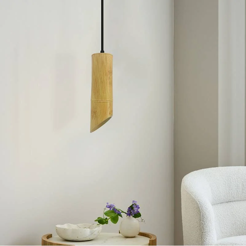 Wooden pendant light with long tube and aluminium spotlight, 95cm cable, 5W GU10 bulb, hanging from ceiling.