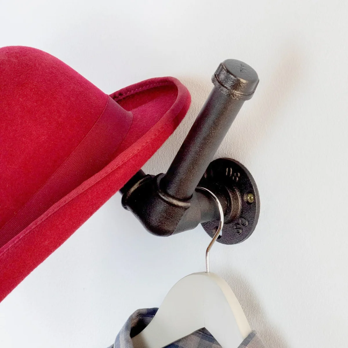 Set of four 3/4" malleable iron 3‑way corner pipe light fittings, vintage styled, ideal for DIY pipe light fittings projects.