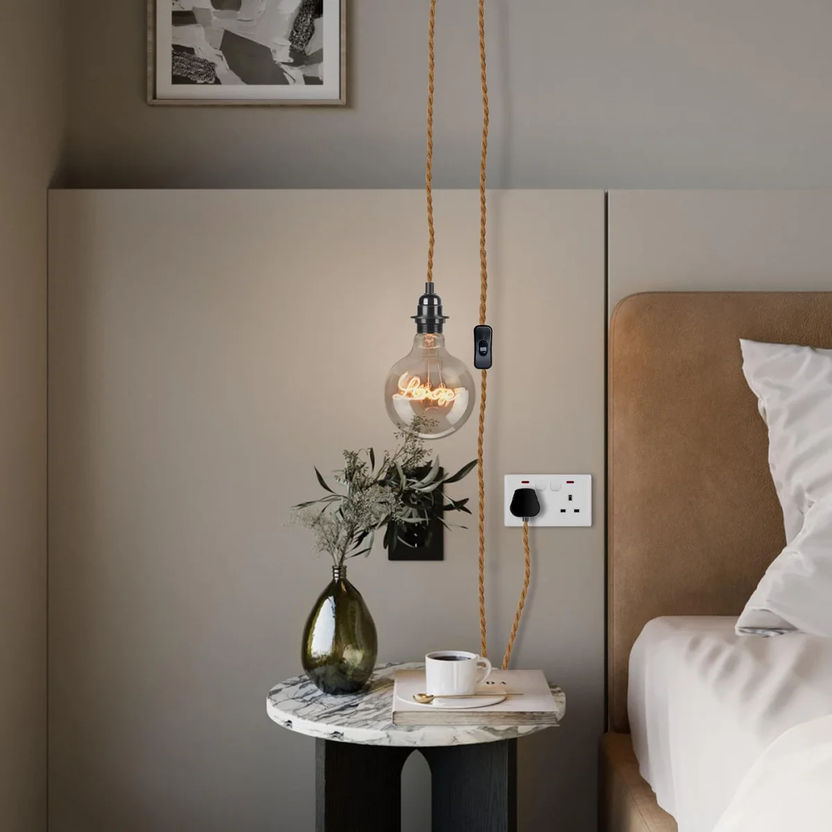 Black modern single‑head pendant light with PVC cable and metal mounting, featuring an E27 socket and on‑off switch.