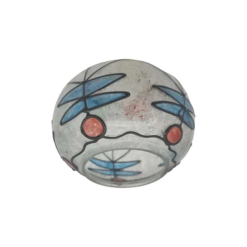 Hand‑crafted Tiffany style pendant light with rustic glass shade, vintage look, diffusing colorful light