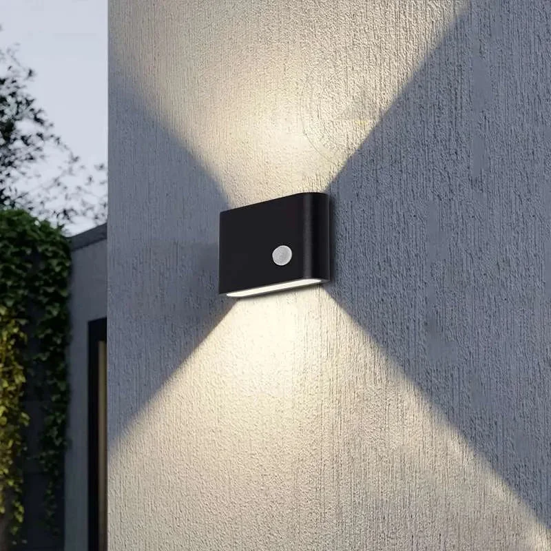 LED motion sensor porch lights in dual head design, 12W white aluminium housing
