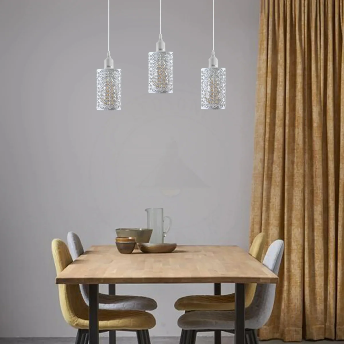 3 way pendant light with metal frame, PVC cords and three E27 Edison‑style bulbs hanging from adjustable cables