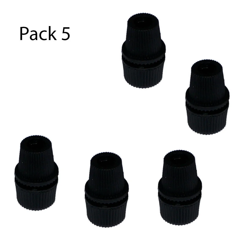 M10 cord grip: compact UV‑stabilised plastic screw‑in strain relief for pendant lights, showing threaded metal and plain cable.