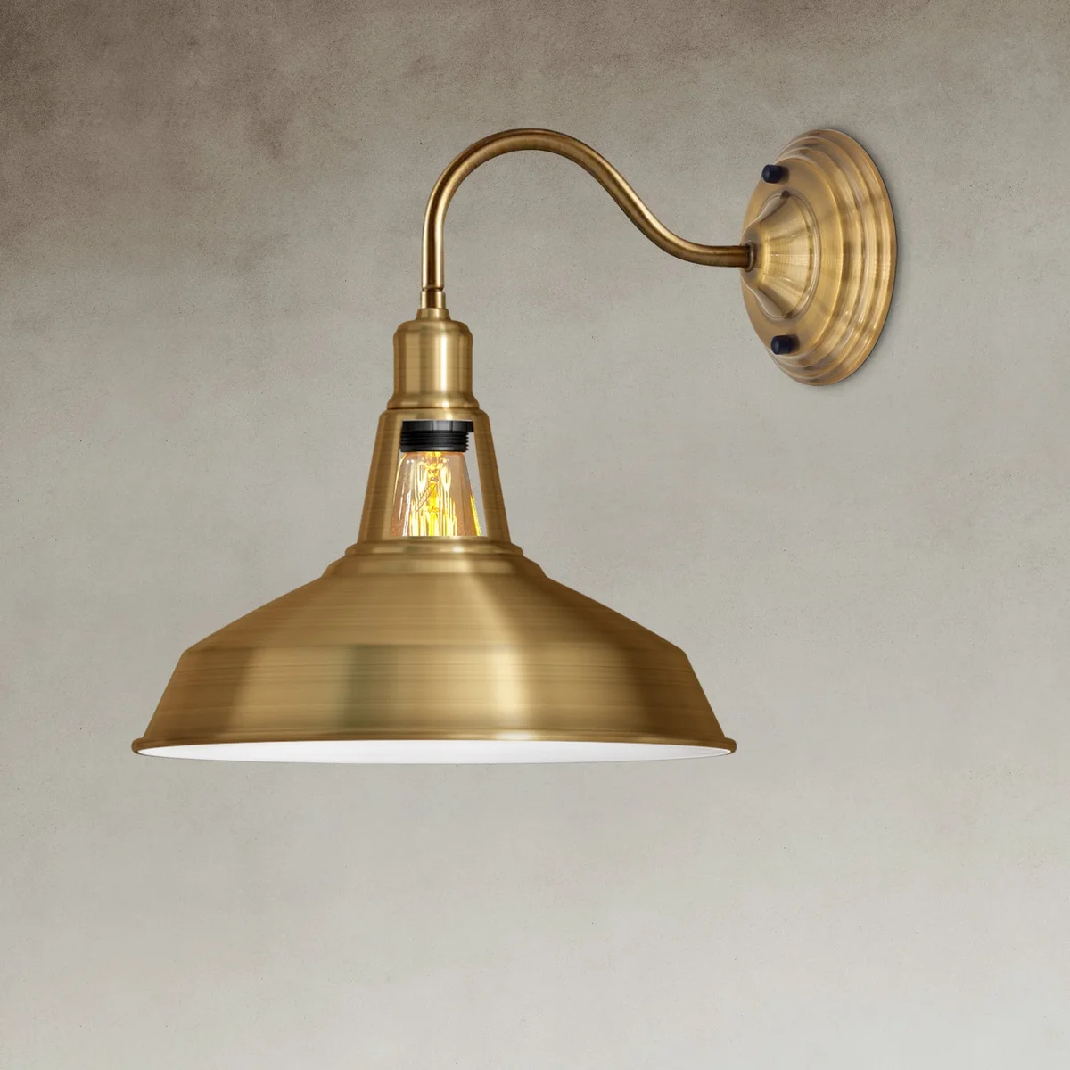 Yellow brass vintage industrial wall light with 30 cm barn‑slotted metal shade, metal lamp holder, complete kit