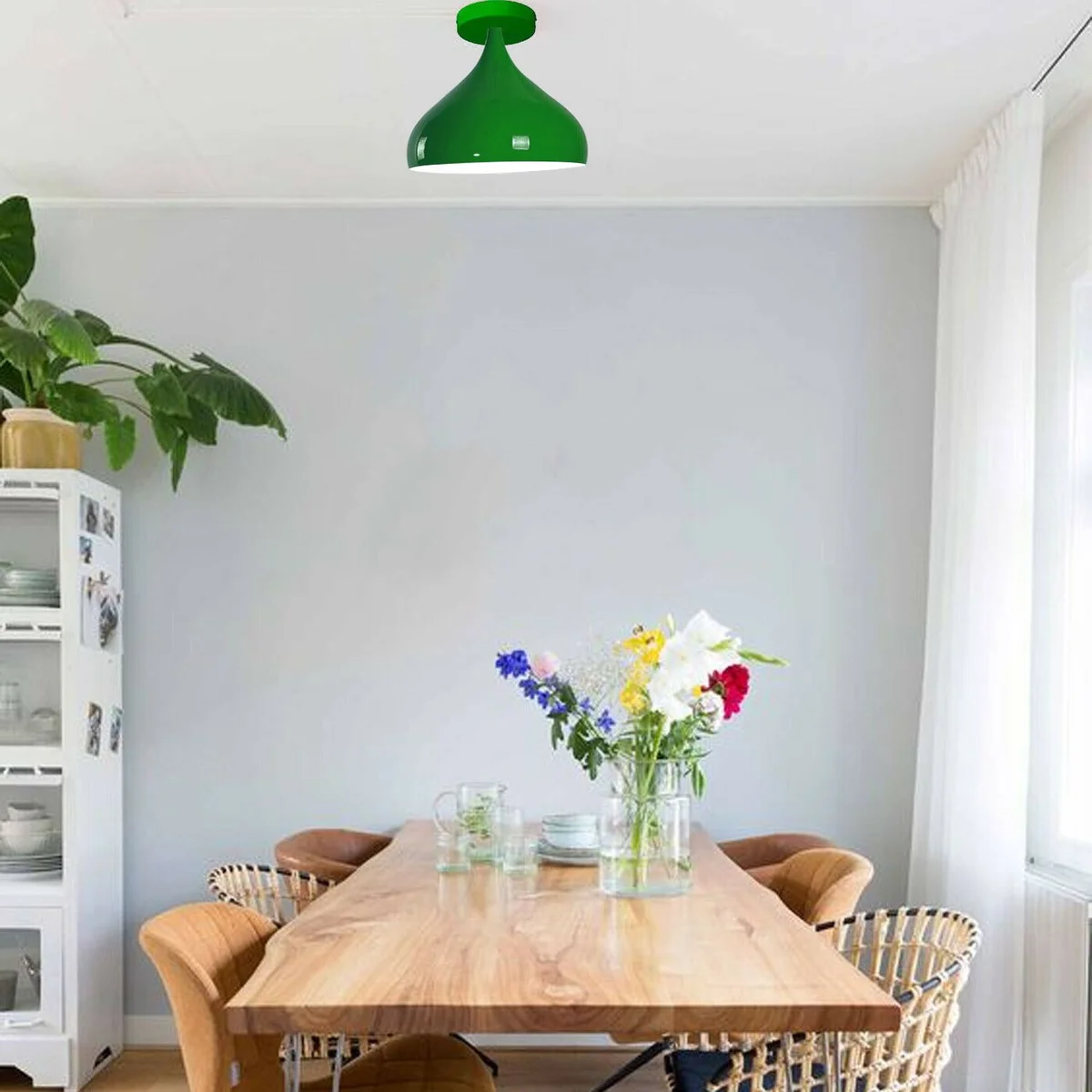 Vintage ceiling light with mosque‑inspired green metal shade, retro industrial style hanging from ceiling—ideal for kitchens.