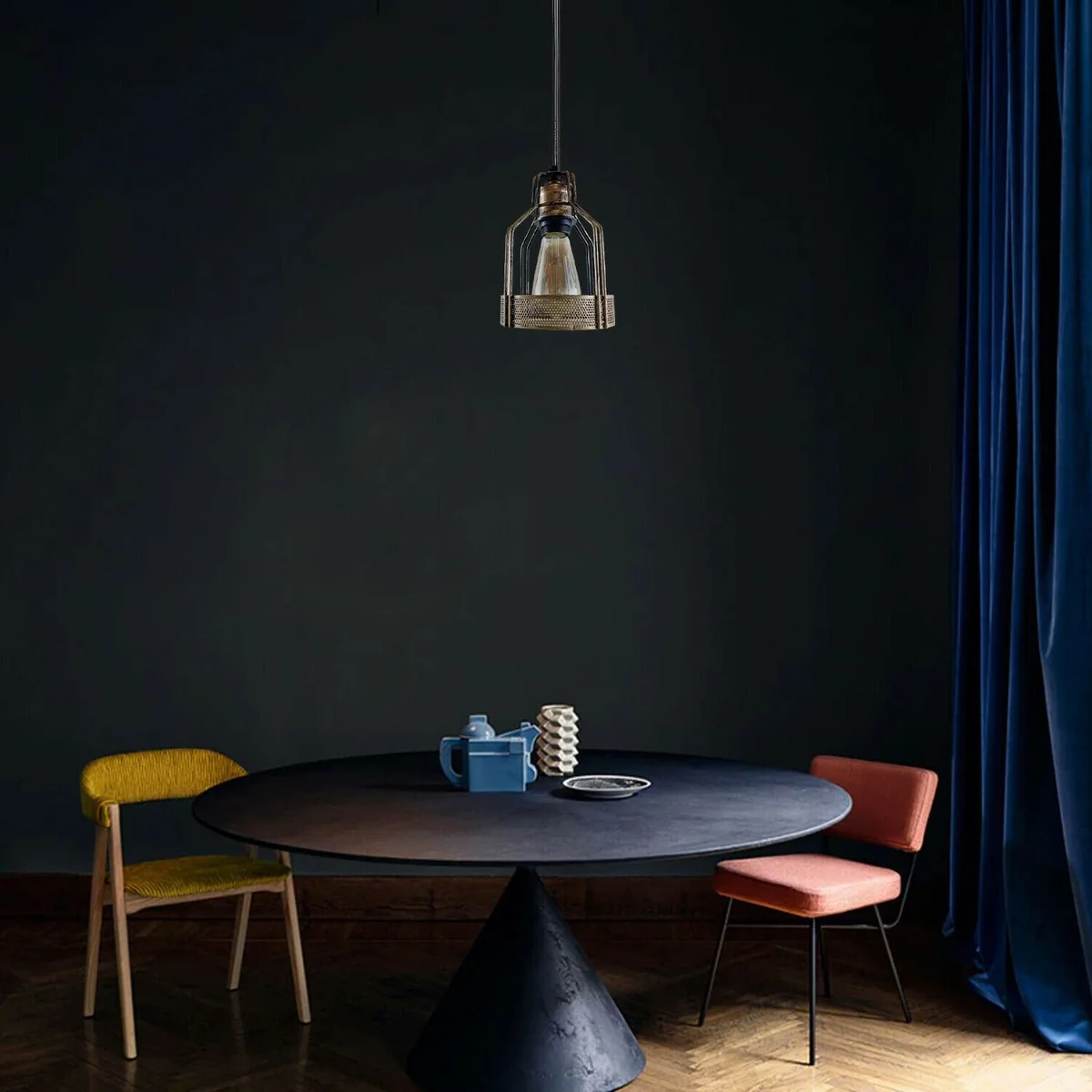 Dimmable ceiling light: industrial pendant lamp in brushed copper with iron frame, hanging from ceiling with 95cm cable.