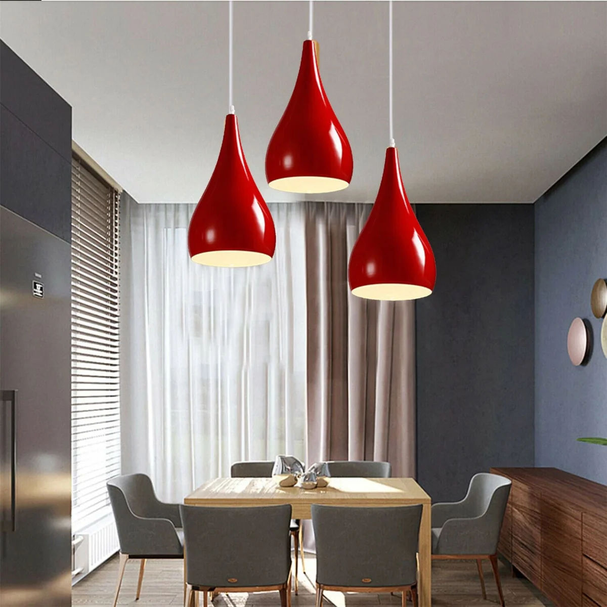 3‑head metal pendant cluster with white or colour‑choice shades, modern ceiling light for stylish interiors.
