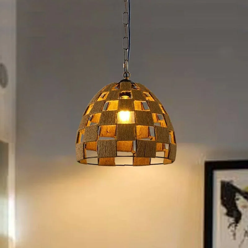 Boho pendant light hanging from a 10 cm ceiling plate, metal and PVC frame, 80 cm hemp chain, 95 cm cable.