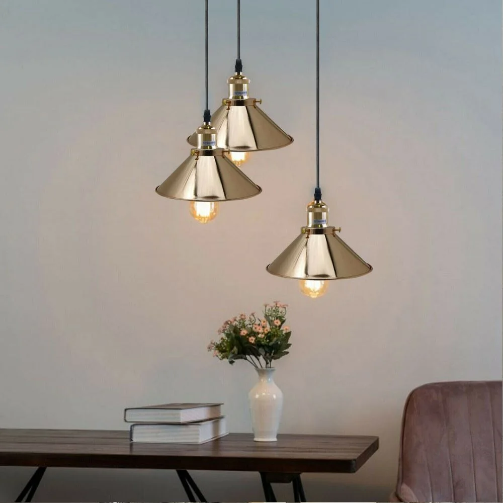 Retro loft style light: 3‑head metal pendant with French Gold flat shade, adjustable 95 cm cable, E27 holders for 60 W bulbs.
