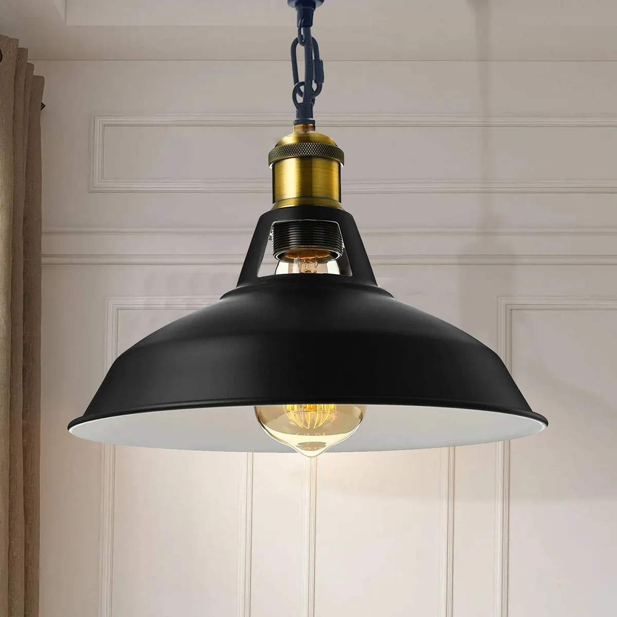 Vintage pendant light featuring metal lamp holder, hemp rope hanging, simple retro design, suitable for home décor