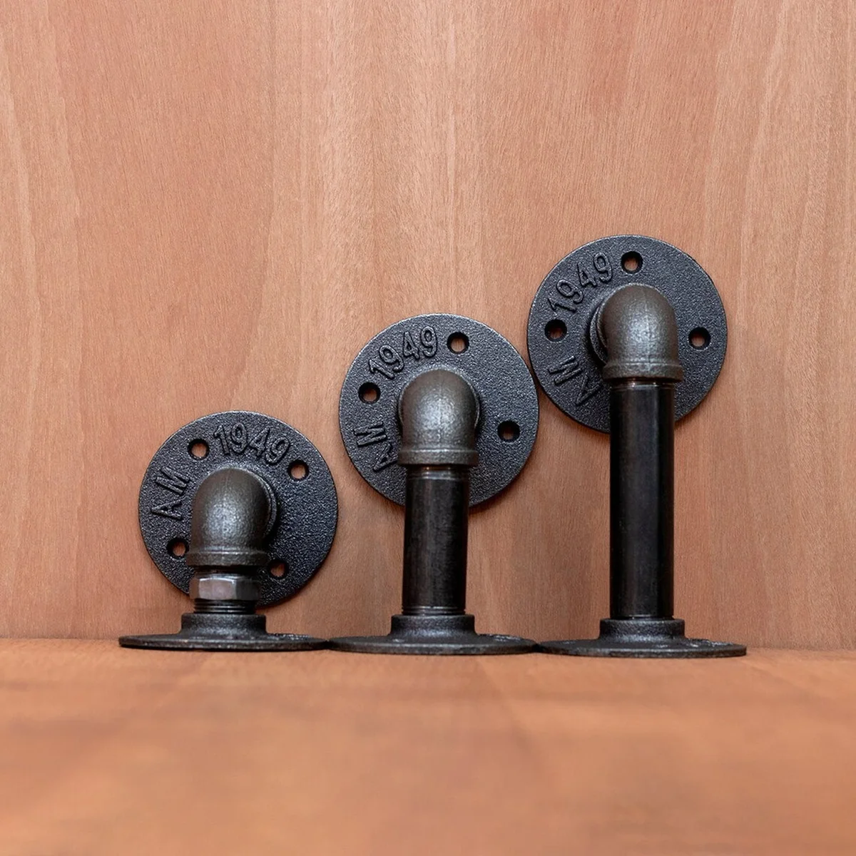 Round iron floor flange with four holes, 3/4 inch pipe fitting, black industrial pipe fitting for floor or wall mounting