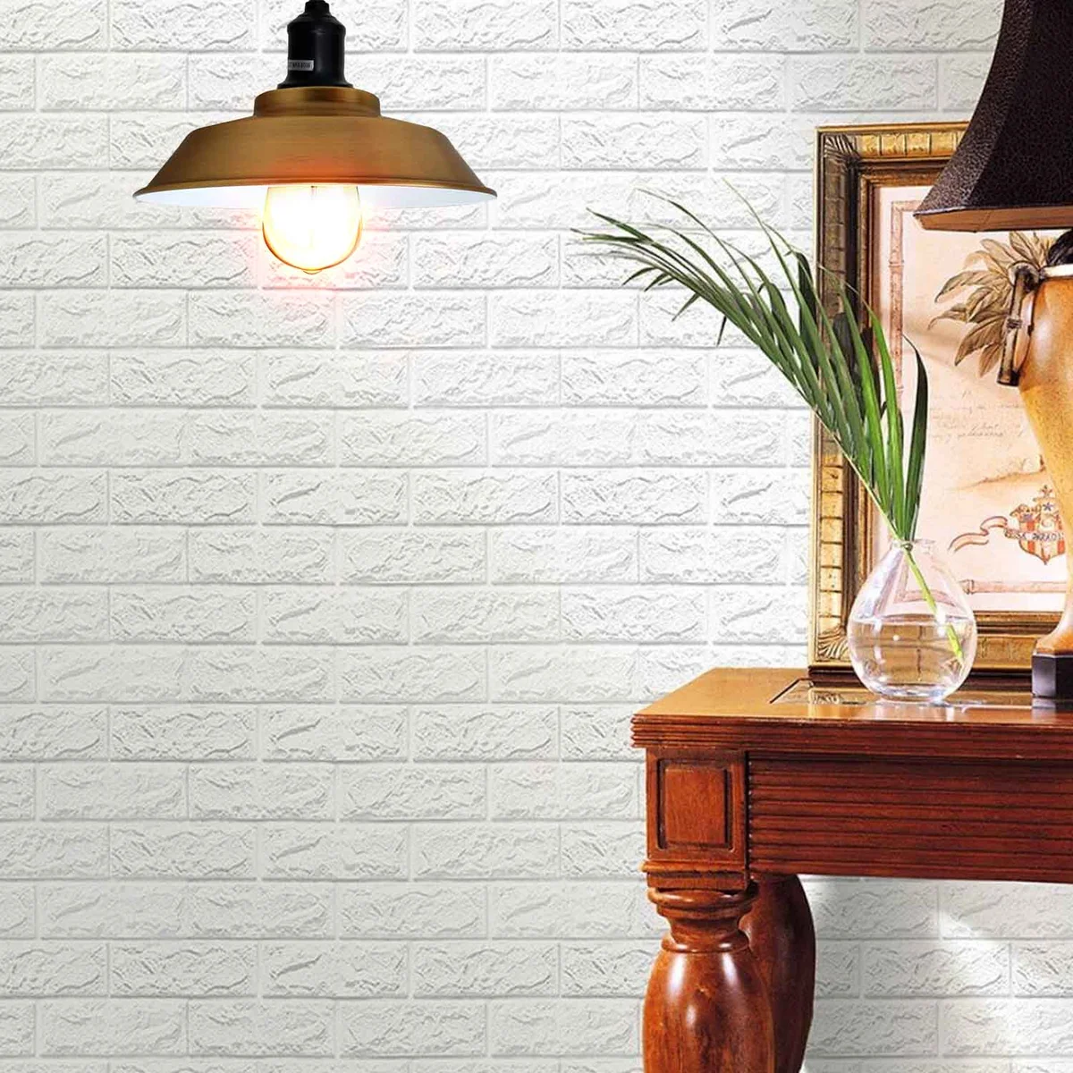 Yellow brass metal wall sconce with swan neck arm and E27 socket wall light, ideal for indoor retro lighting