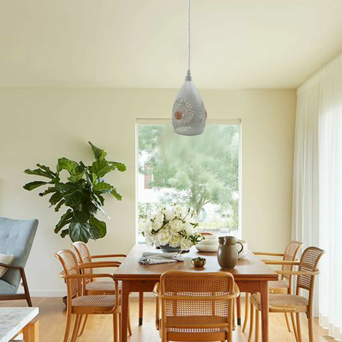 White modern ceiling pendant light with decorative pattern, adjustable 95cm cable, and included dimmable E27 bulb