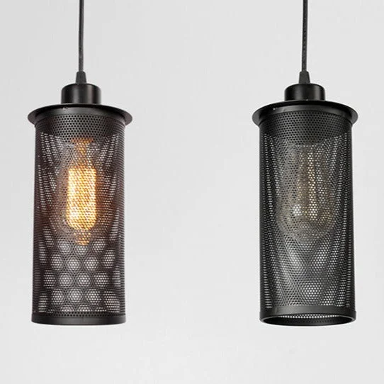 Black round vintage E27 pendant lamp with 100 cm metal cable, hanging from ceiling, modern industrial style.
