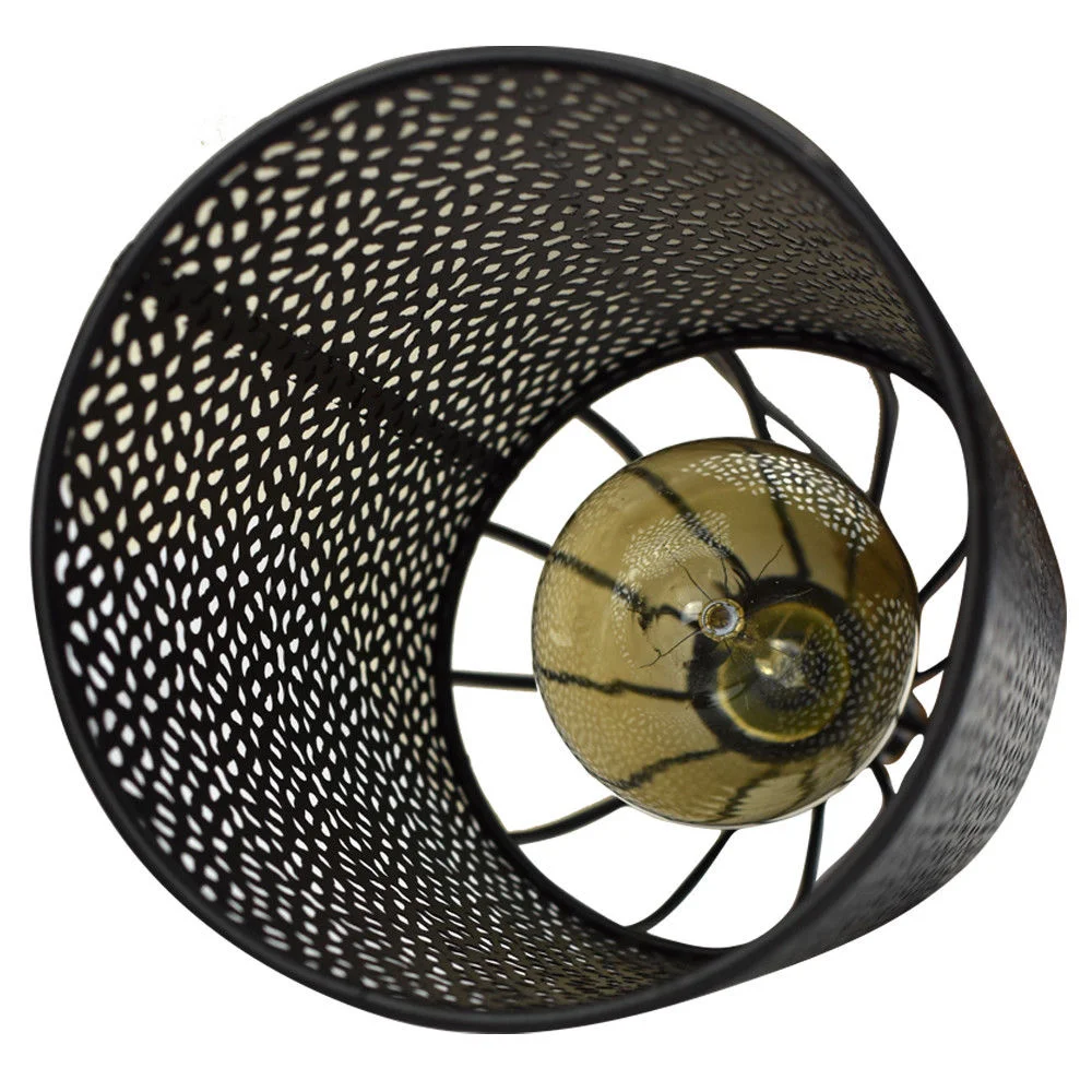 Vintage style ceiling light featuring a black Edison lamp shade, round canopy and black fabric‑cable pendant.