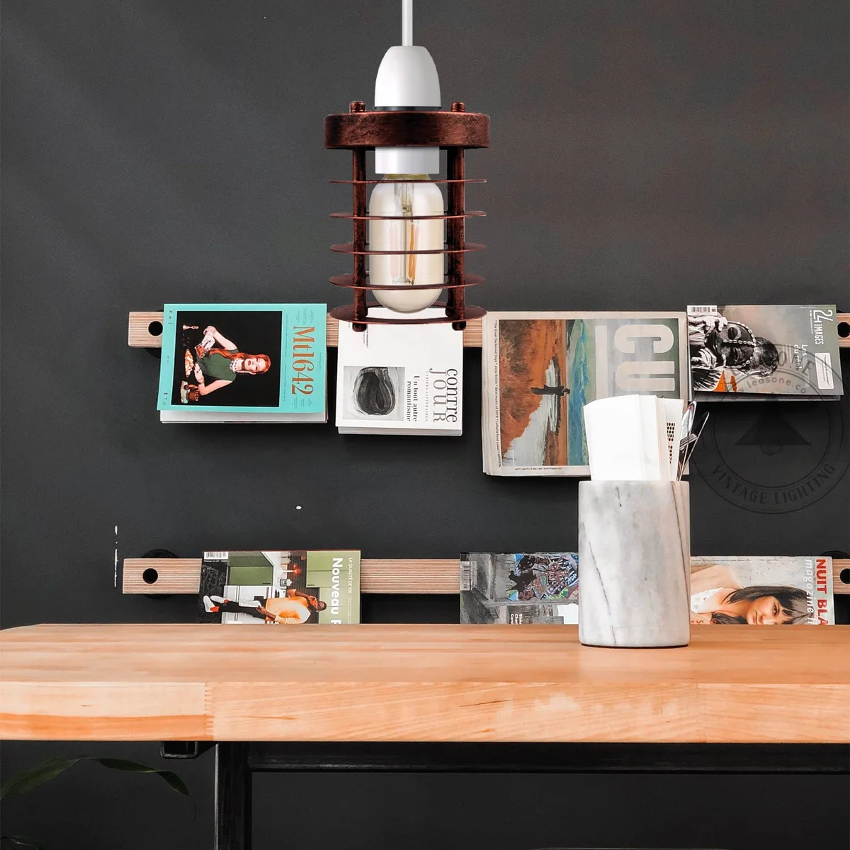 Metal cage cylinder industrial pendant lampshade in black, vintage wireframe design, clip‑on mount for E27 bulbs.