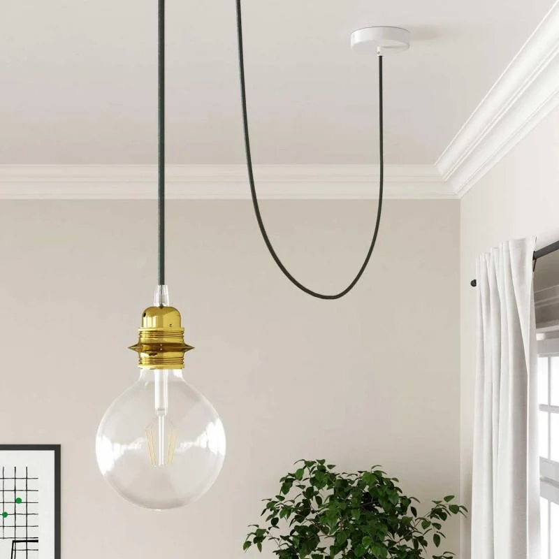 Grey braided round vintage fabric lighting cable with flexible fabric cover and copper core.