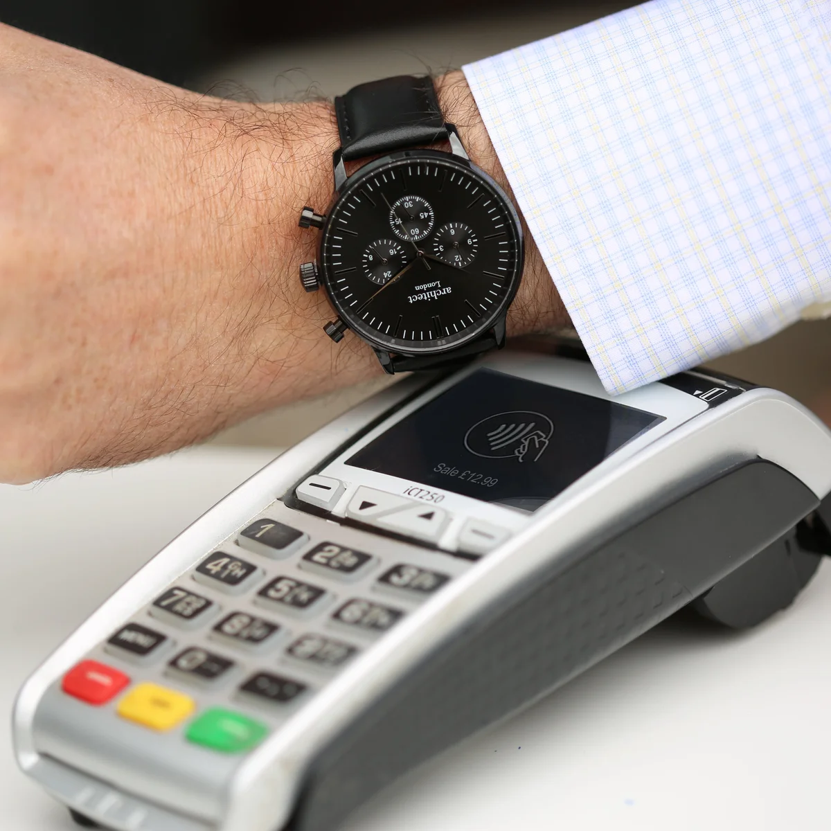 Men's contactless payment watch with jet black strap and own handwriting engraving on the face