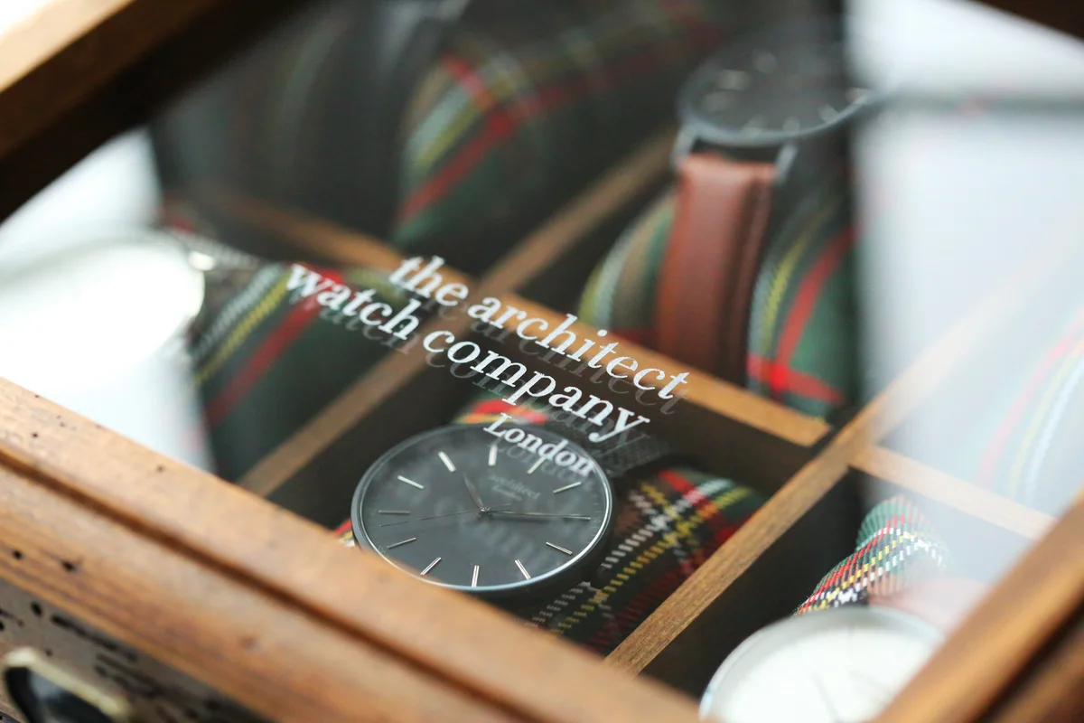 Men’s Architect Zephyr payment wristwatch with jet black strap and engraved own handwriting on the face