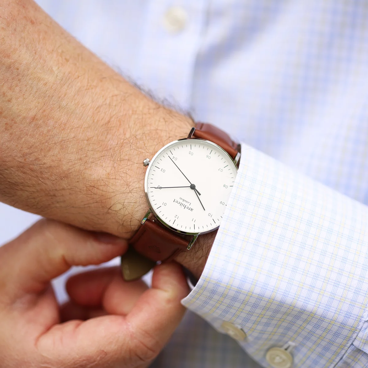 Men's Architect Zephyr contactless payment watch with walnut strap and modern font engraving on dial