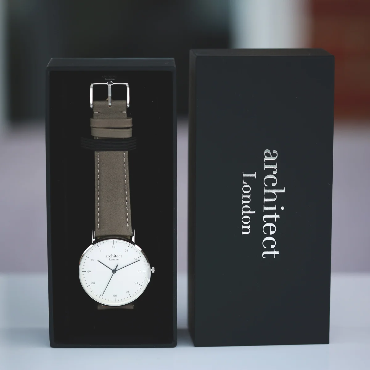 Men’s minimalist stainless steel case watch with urban grey genuine leather strap and personalized handwriting engraving on back
