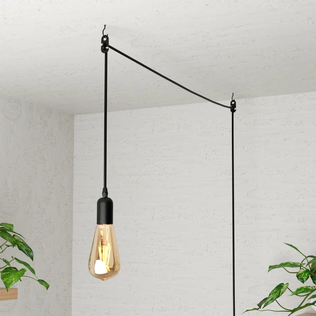 Black pendant light with switch on 4.5m cord and UK plug, compatible with E27 bulbs up to 60W